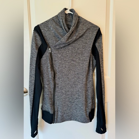 Lululemon Bhakti Yoga Jacket - Picture 8 of 12
